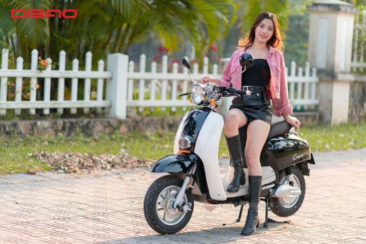 Mẹo hay giúp bạn đi xe qua vùng nước ngập không bị chết máy